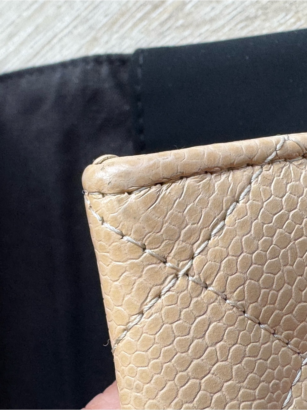 CHANEL Beige Quilted Caviar Leather Card Holder with Silver CC - Picture 8 of 15